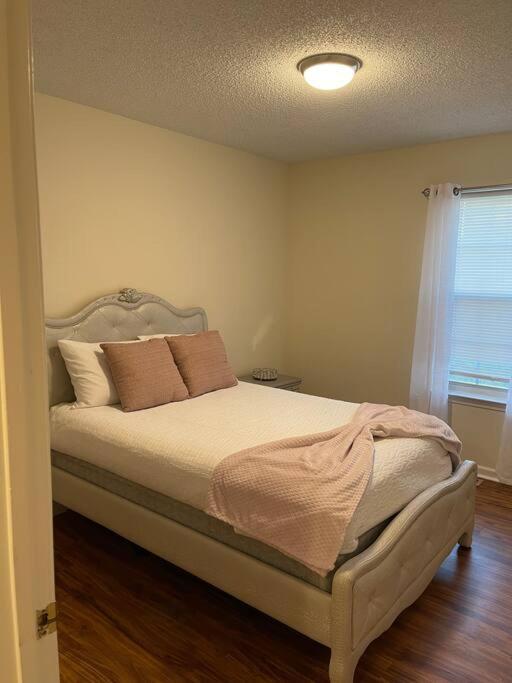 Pet- Friendly, & Close To Uptown Charlotte Exterior foto